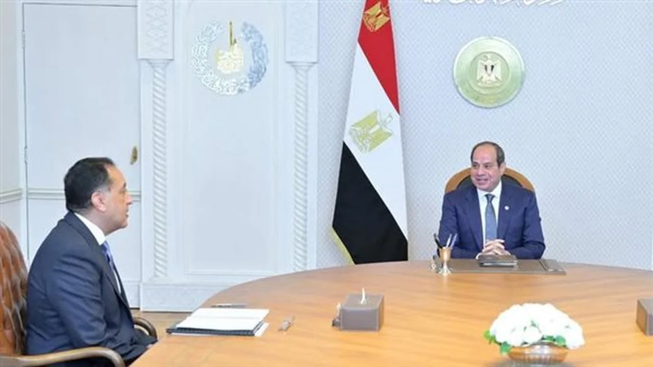 التشكيل الحكومي الجديد.. مشاورات مكثفة بين الرئيس السيسي ورئيس الوزراء لحسم الأسماء